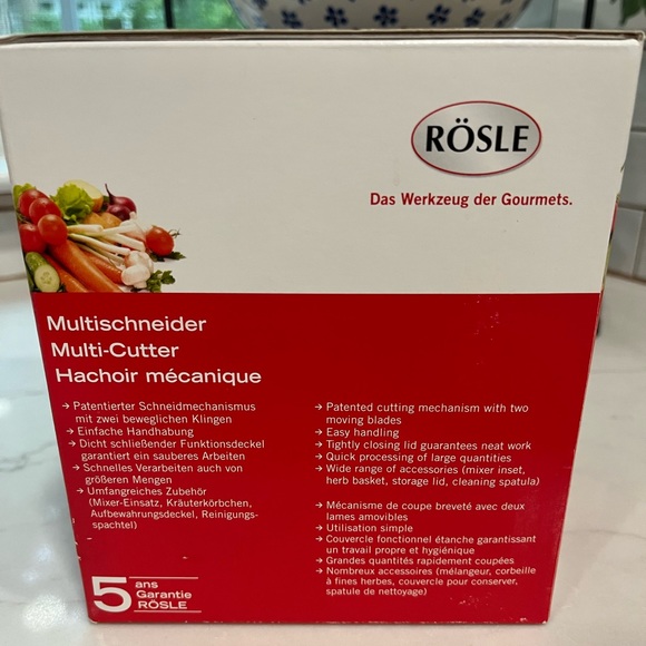 Rösle Multi Cutter Manual Food Processor - Picture 2 of 12